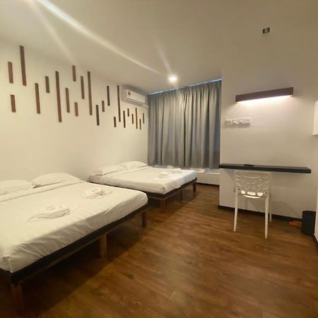 Kuching Hotel Eksteriør billede