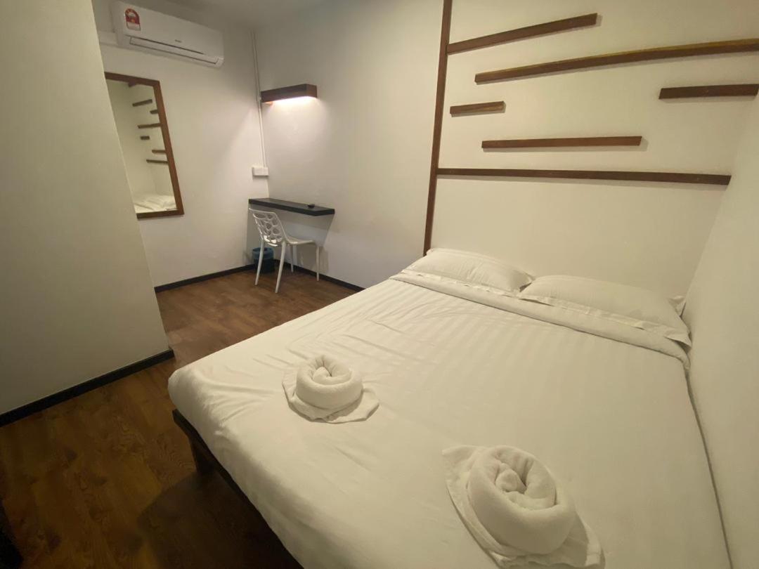 Kuching Hotel Eksteriør billede